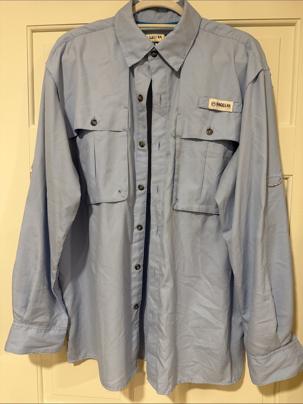 Magellan Outdoors Fish Gear Angler Fit Fishing Shirt Mens Medium Blue Gingham